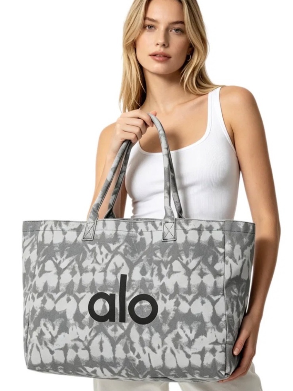 ALO Yoga Gray TieDye Shopper Tote - Picture 6 of 7